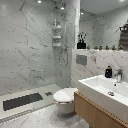 First Line 1 Bed Max Beach Appartement Málaga